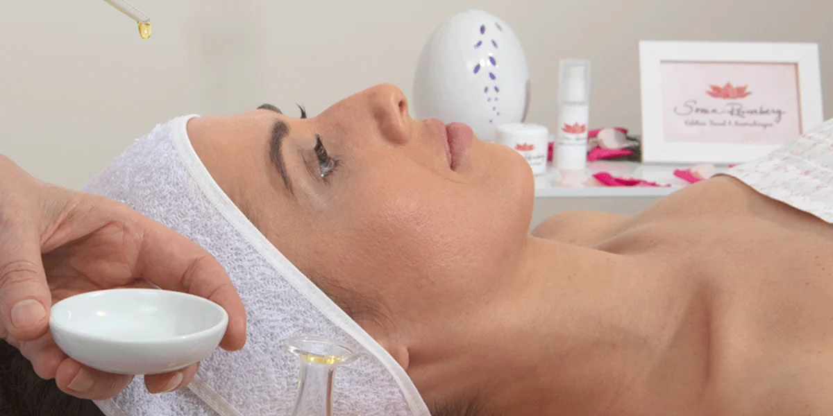 massagem facial com aromaterapia em estética facial em Campinas
