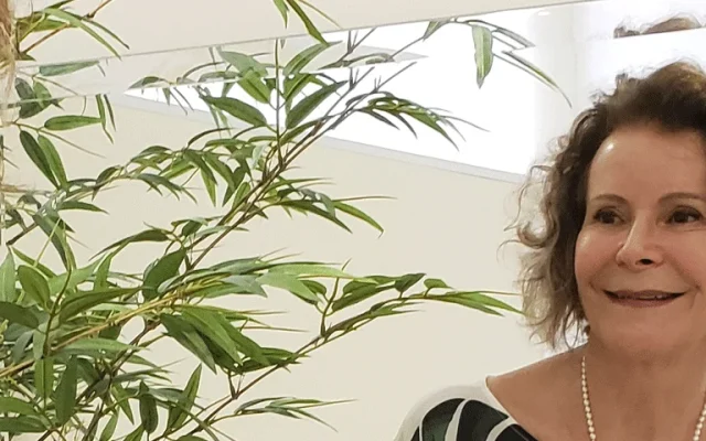 Tratamentos faciais que unem tecnologia e cuidado com a aromaterapia